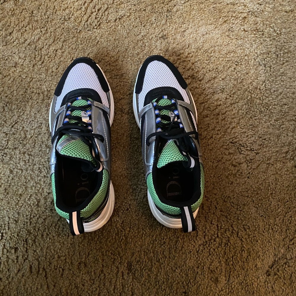 Christian Dior sneaker color multi colors reflection nice shoe.